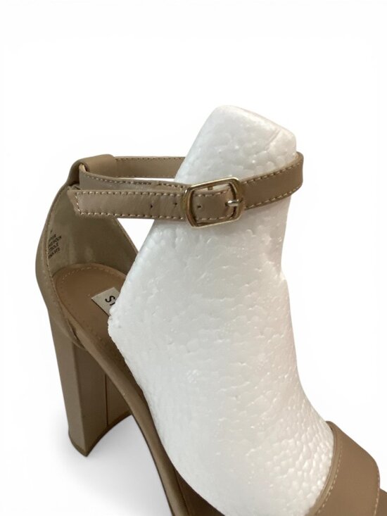 Steve Madden Carrson Heels Beige Ankle Strap Block Heel Womens 6.5M - Picture 12 of 13